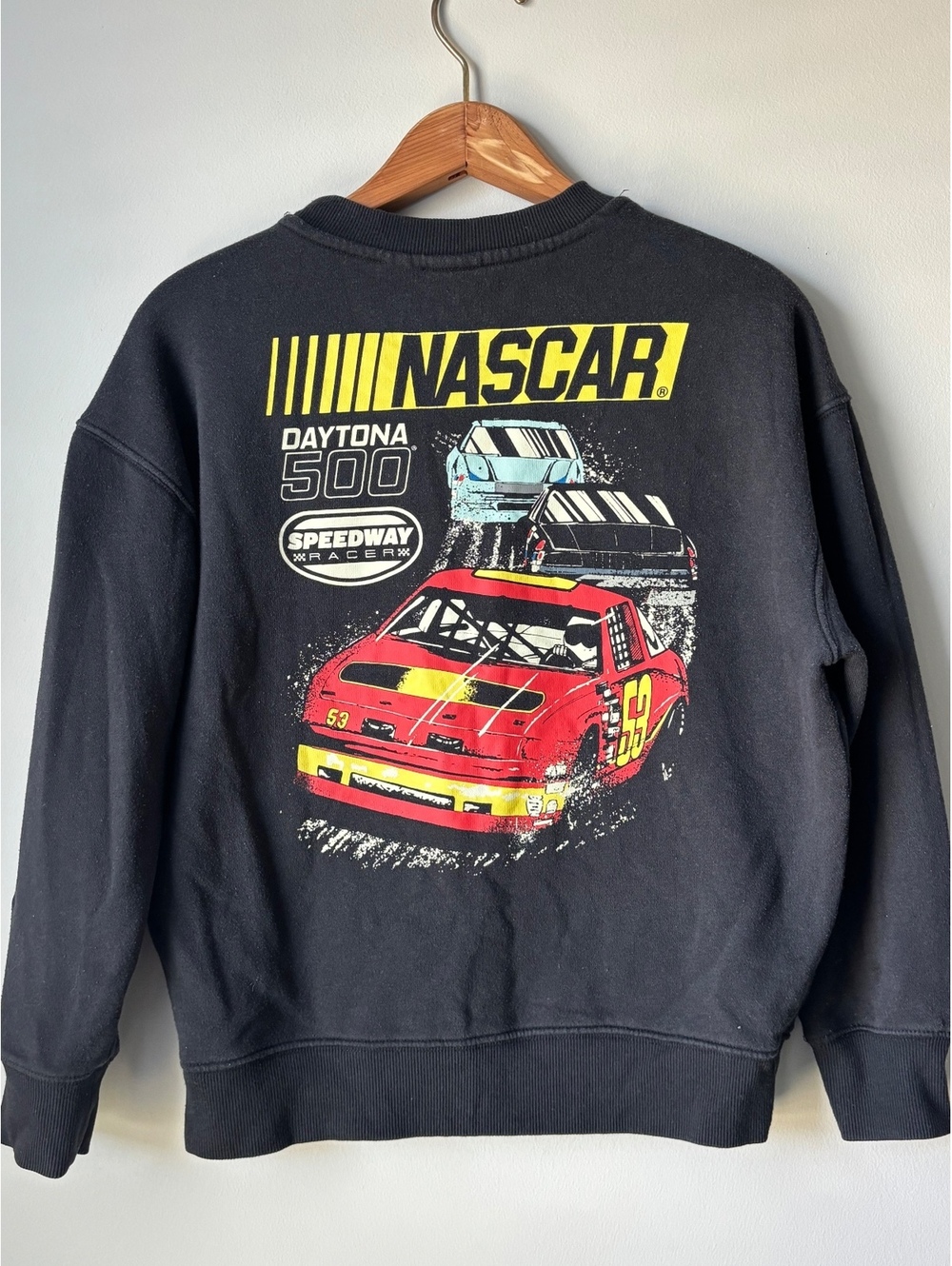 NASCAR Daytona 500 Speedway Racer Black Graphic Crewneck Sweatshirt Youth L